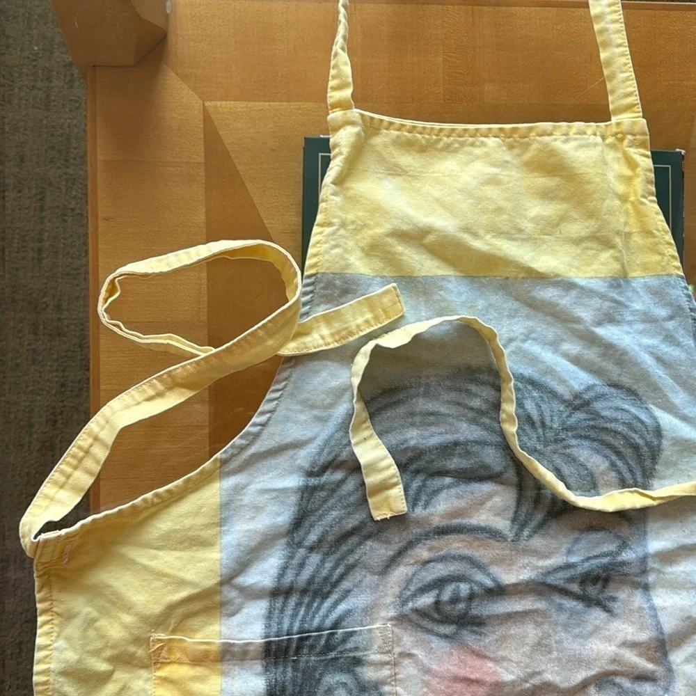 Vintage PABLO PICASSO MARIGOLD Ent. Apron rare yellow authorized by Heirs 1983